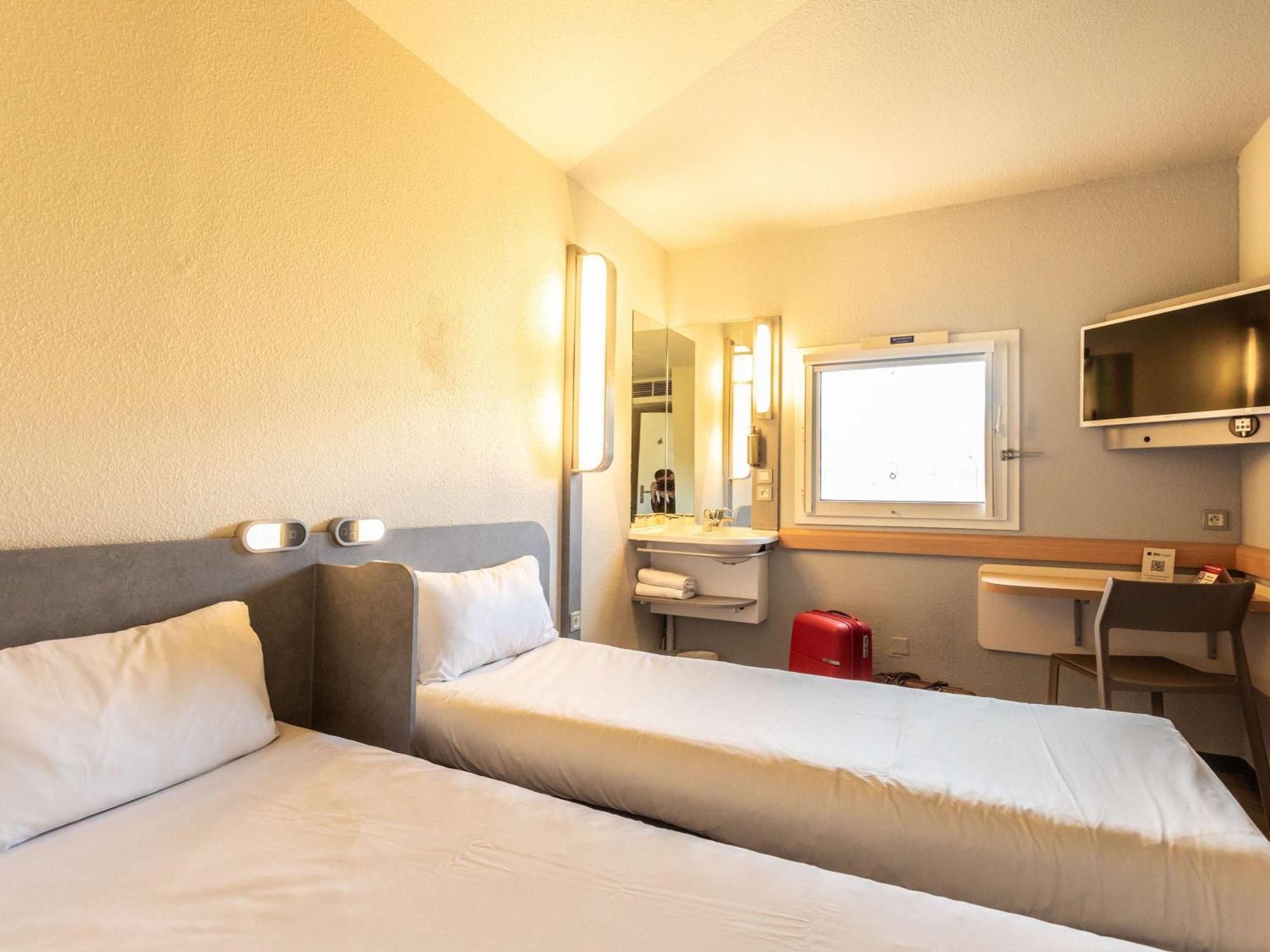 ibis budget Bourges Exterior foto